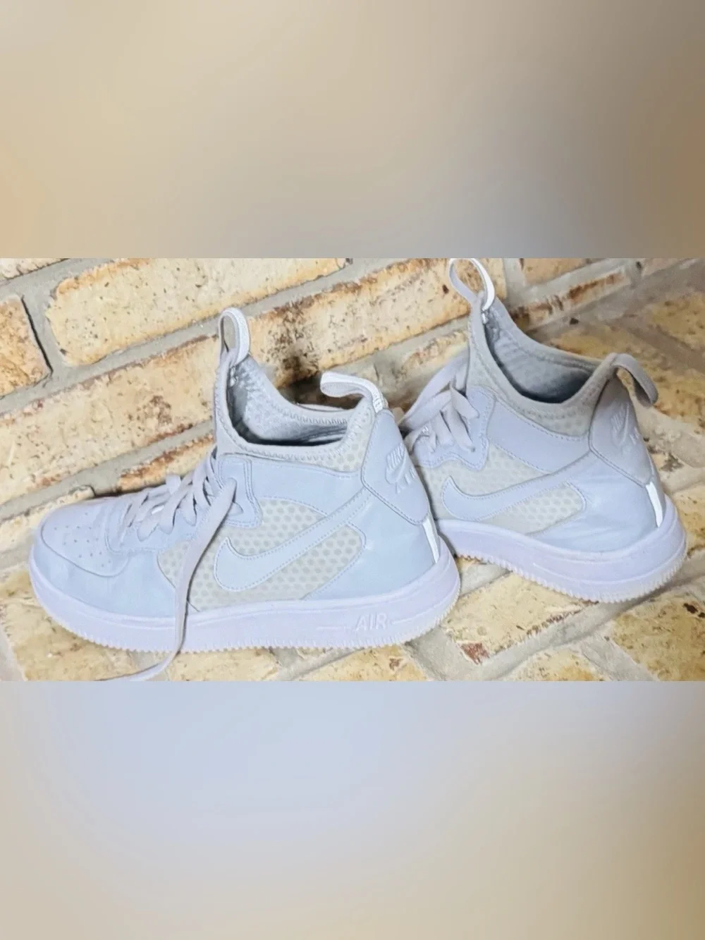 Nike Air Force 1 Boys High Top Sneakers Grey White 5.5Y Lightweight Lace Up